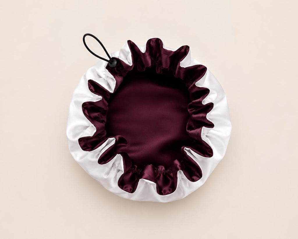 Bonnet imperméable avec intérieur satin Ajustable