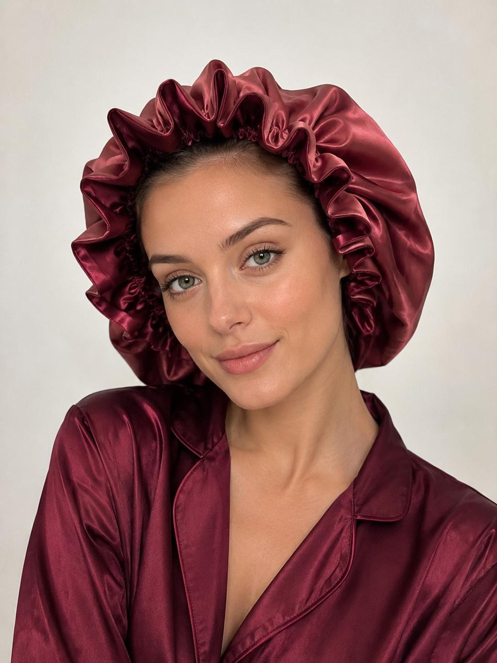 Bonnet Double Satin Réversible Maison Malyan
